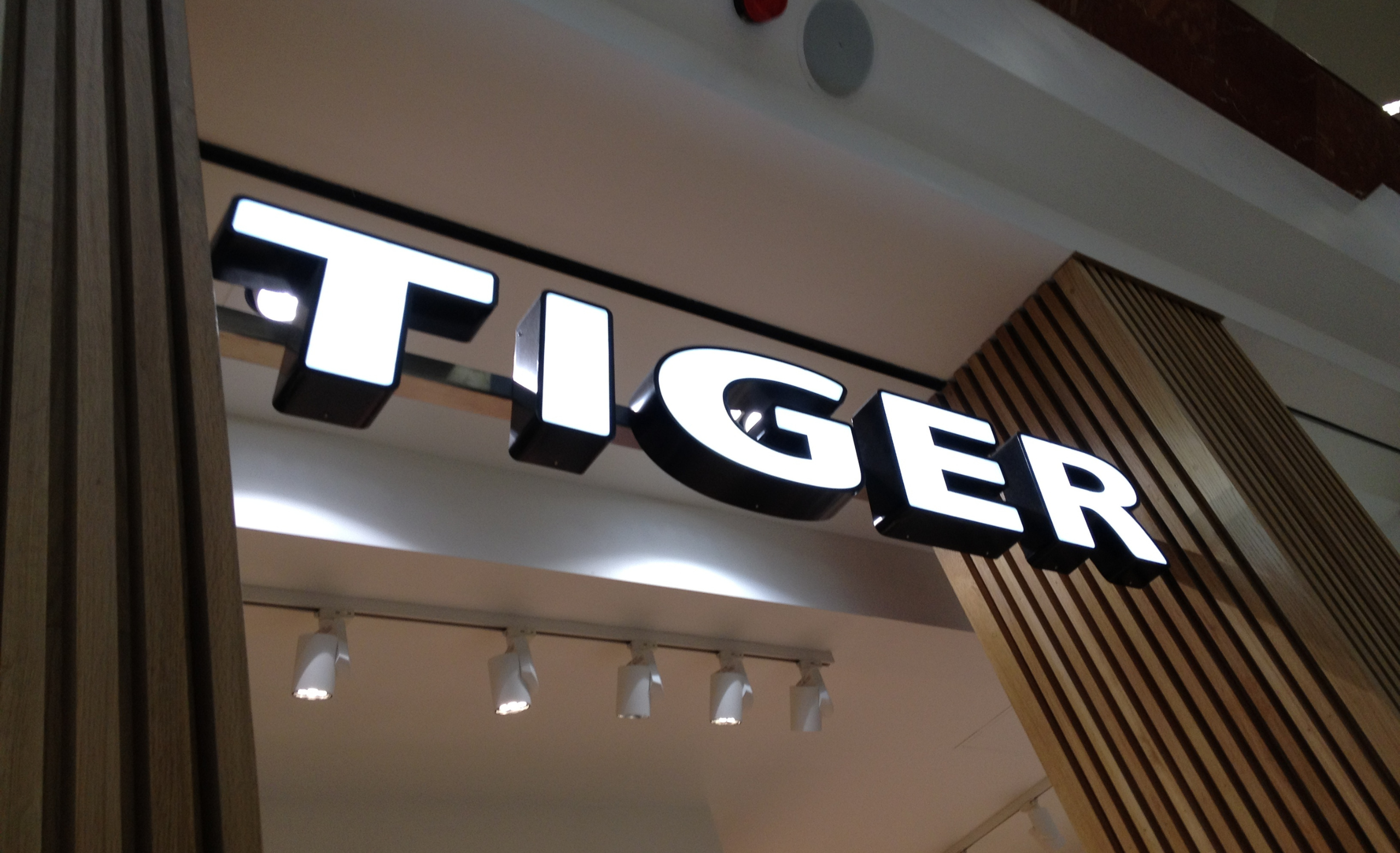 36363737 Illuminated Signage